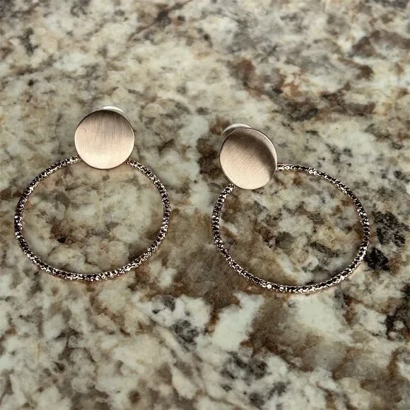 Gold Textured Hoop Earrings with Round Disc Studs Lightweight Standard OS - Picture 5 of 5